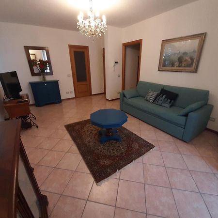 Casa Della Nonna 2 Apartment Gargnano Bagian luar foto