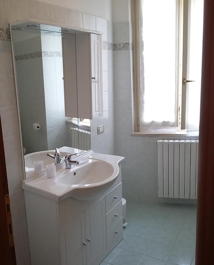 Casa Della Nonna 2 Apartment Gargnano Bagian luar foto